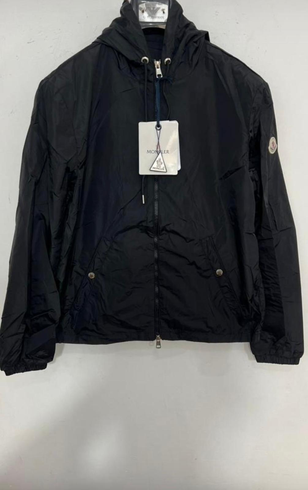 Moncler Windbreaker (SUPERCLONE)